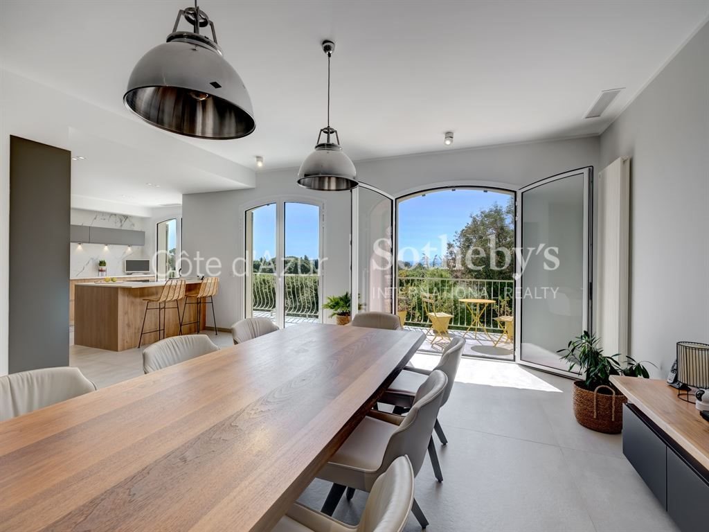 Maison à vendre, 280m², La Roquette-sur-Siagne