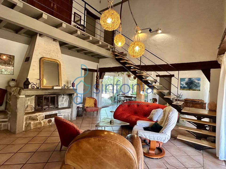 Maison à vendre, 215m², Bouquet