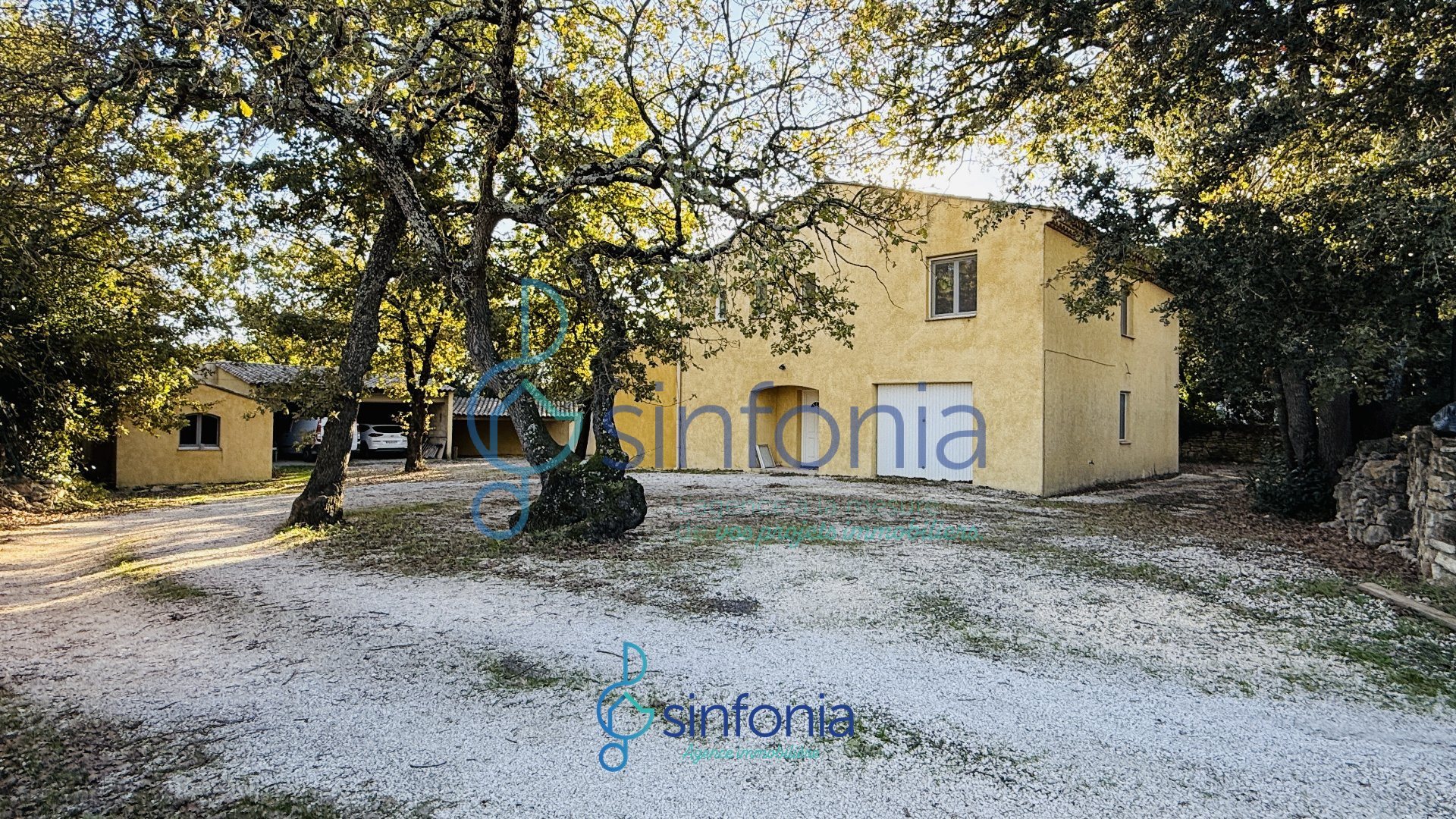 Maison à vendre, 180m², Arpaillargues-et-Aureillac