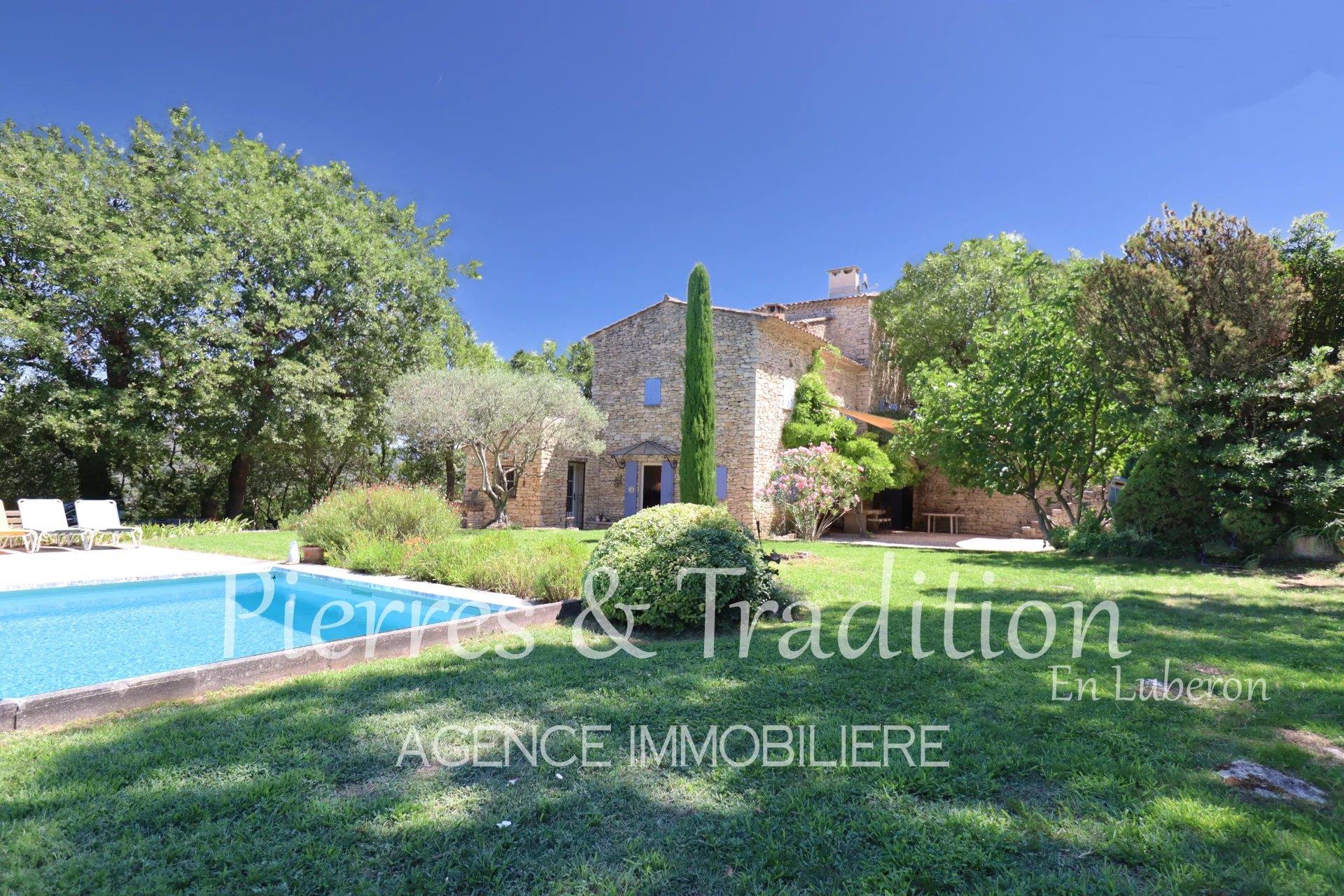 Maison à vendre, 220m², Gordes