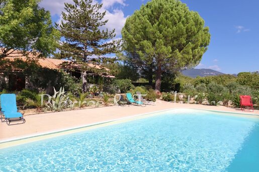 Maison 7 pièces 118 m² · à Villars · 118 m² · 445 000 €