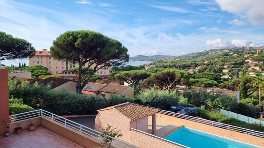 Appartement 2 pièces 37 m² · à Roquebrune-sur-Argens · 37 m² · 295 000 €