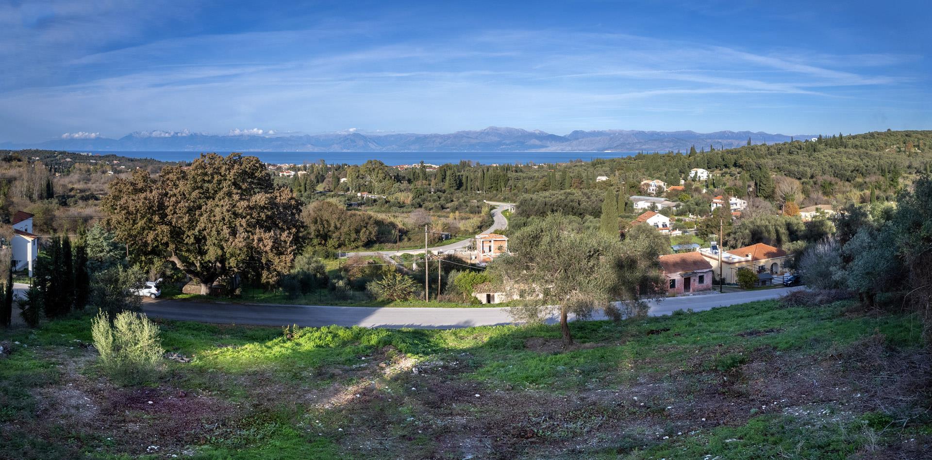 ขายที่ดิน ใน Corfu, กรีซ