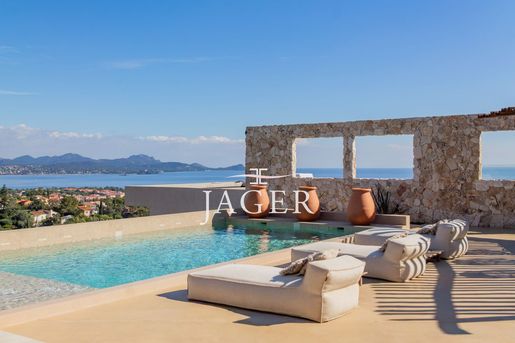 Maison 7 pièces 450 m² · à Roquebrune-sur-Argens · 450 m² · 4 900 000 €