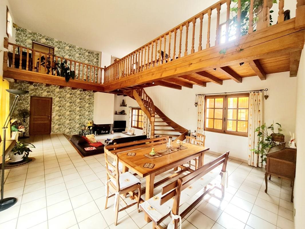 Maison à vendre, 223m², Alès
