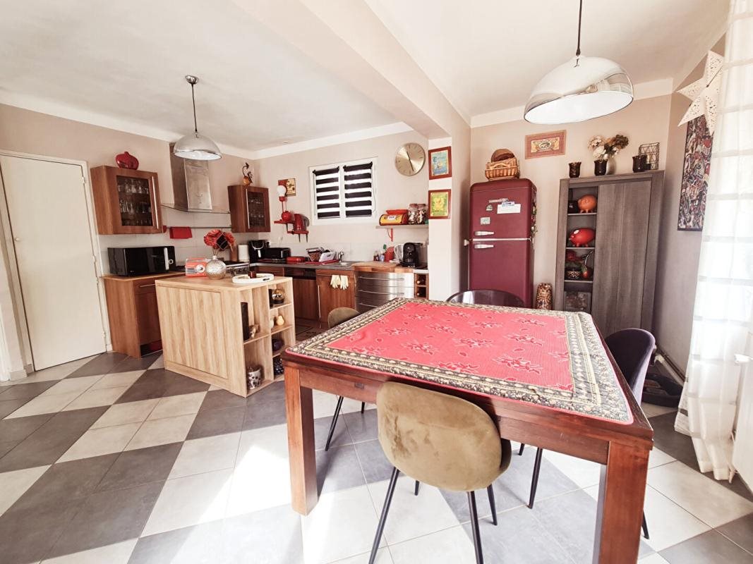 Maison à vendre, 141m², Saint-Martin-de-Valgalgues