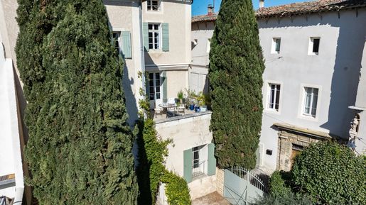 Maison 10 pièces 428 m² · à Mazan · 428 m² · 780 000 €