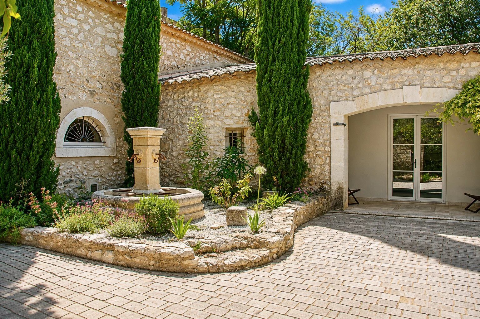 Maison à vendre, 319m², Eygalières