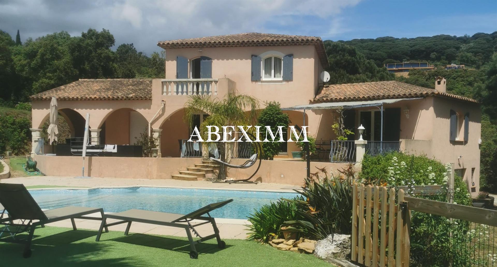 Maison à vendre, 180m², La Croix-Valmer