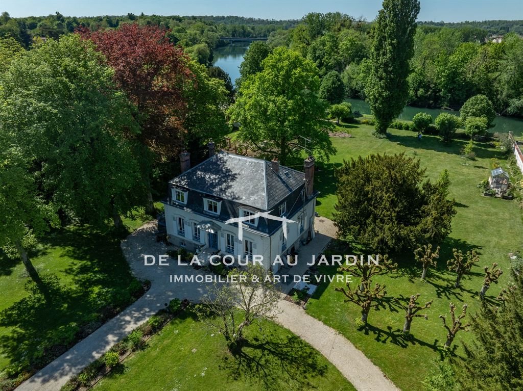 Maison à vendre, 244m², Germigny-l'Evêque