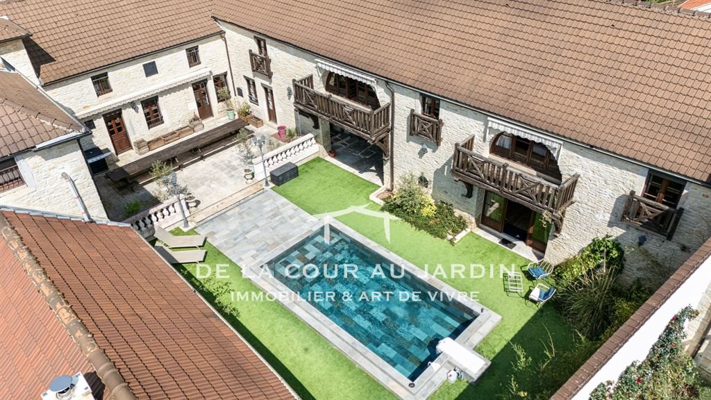 Maison à vendre, 480m², Corcelles-les-Monts