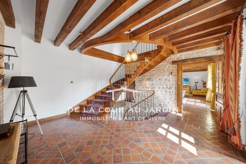 Maison à vendre, 480m², Corcelles-les-Monts