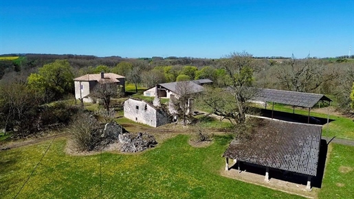 4 pièces 100 m² · à Saint-Beauzeil · 100 m² · 230 000 €