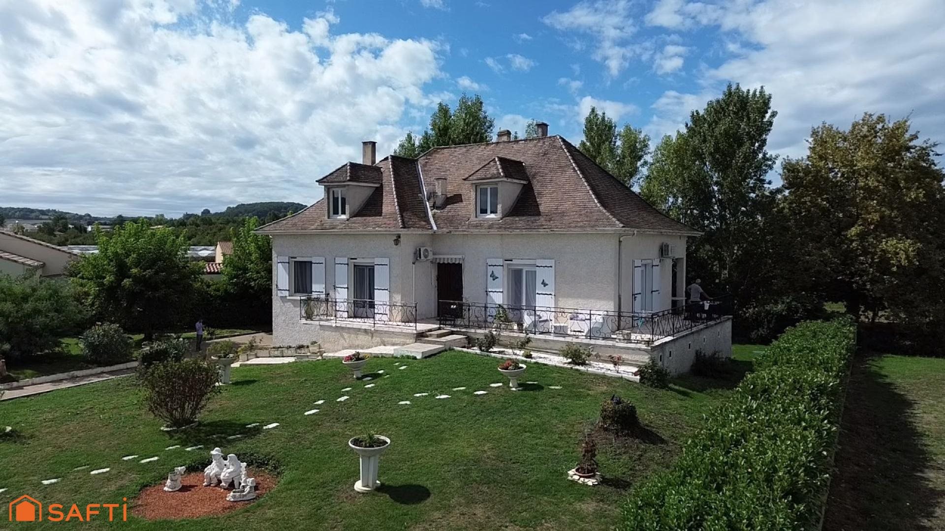 Maison à vendre, 120m², Sainte-Livrade-sur-Lot