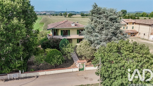 Verkauffreistehendes Haus / Villa 310 m² - 6 Zimmer - Castiglione delle Stiviere