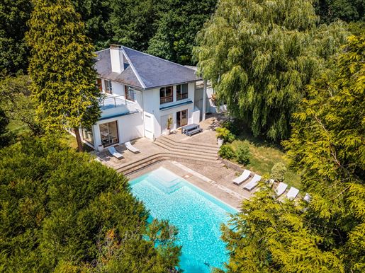 12 pièces 425 m² · à Orgeval · 425 m² · 3 800 000 €