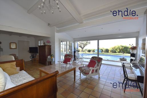 Maison 6 pièces 158 m² · à Tréville · 158 m² · 460 000 €