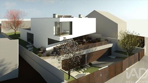 Advert pic 0