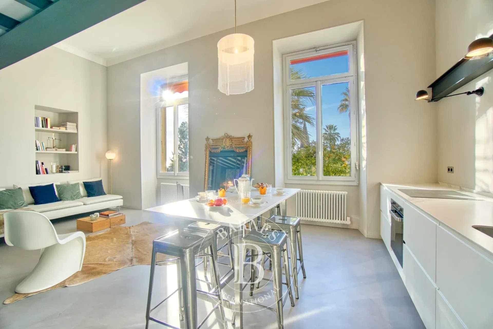 Cannes Californie– Prestigious Residence – 2 Bedrooms - Loft-Style Apartment – Sea View