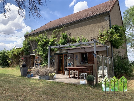 Maison 6 pièces 154 m² · à Saint-Denis-de-Jouhet · 154 m² · 95 000 €