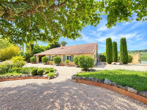 Maison 6 pièces 167 m² · à Vaison-la-Romaine · 167 m² · 599 900 €