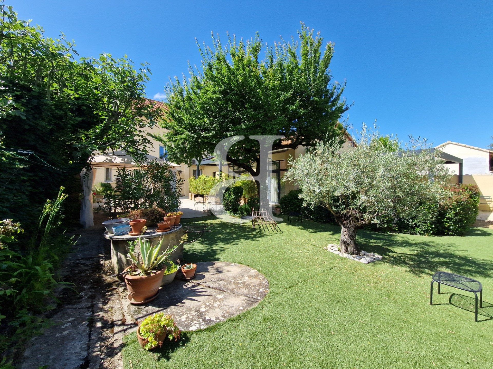 Maison à vendre, 239m², Vaison-la-Romaine