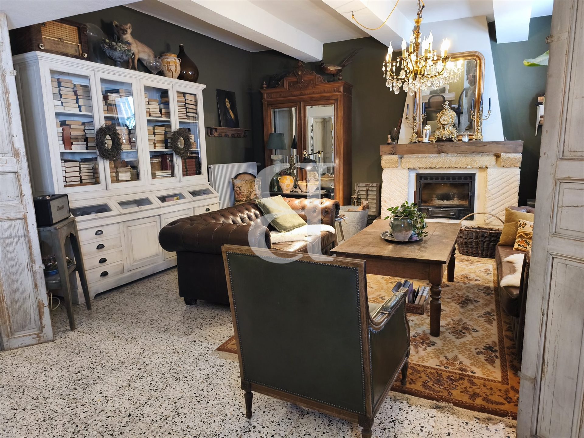 Maison à vendre, 300m², Sainte-Cécile-les-Vignes