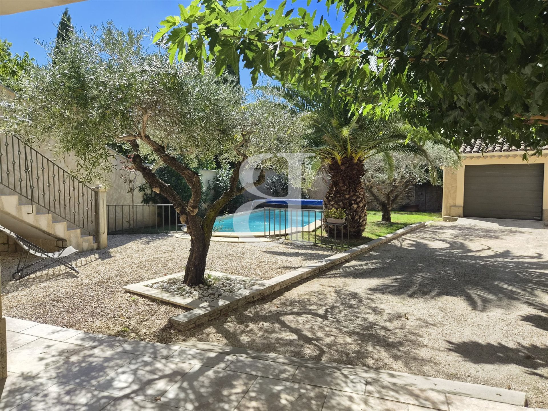 Maison à vendre, 130m², Sainte-Cécile-les-Vignes