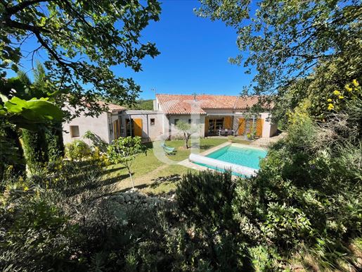 Maison 6 pièces 188 m² · à Rochegude · 188 m² · 644 000 €