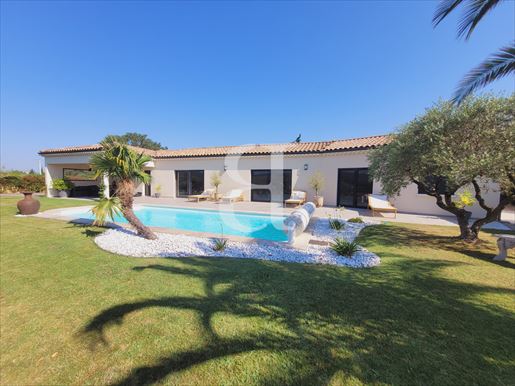 Maison 5 pièces 145 m² · à La Bégude-de-Mazenc · 145 m² · 735 000 €