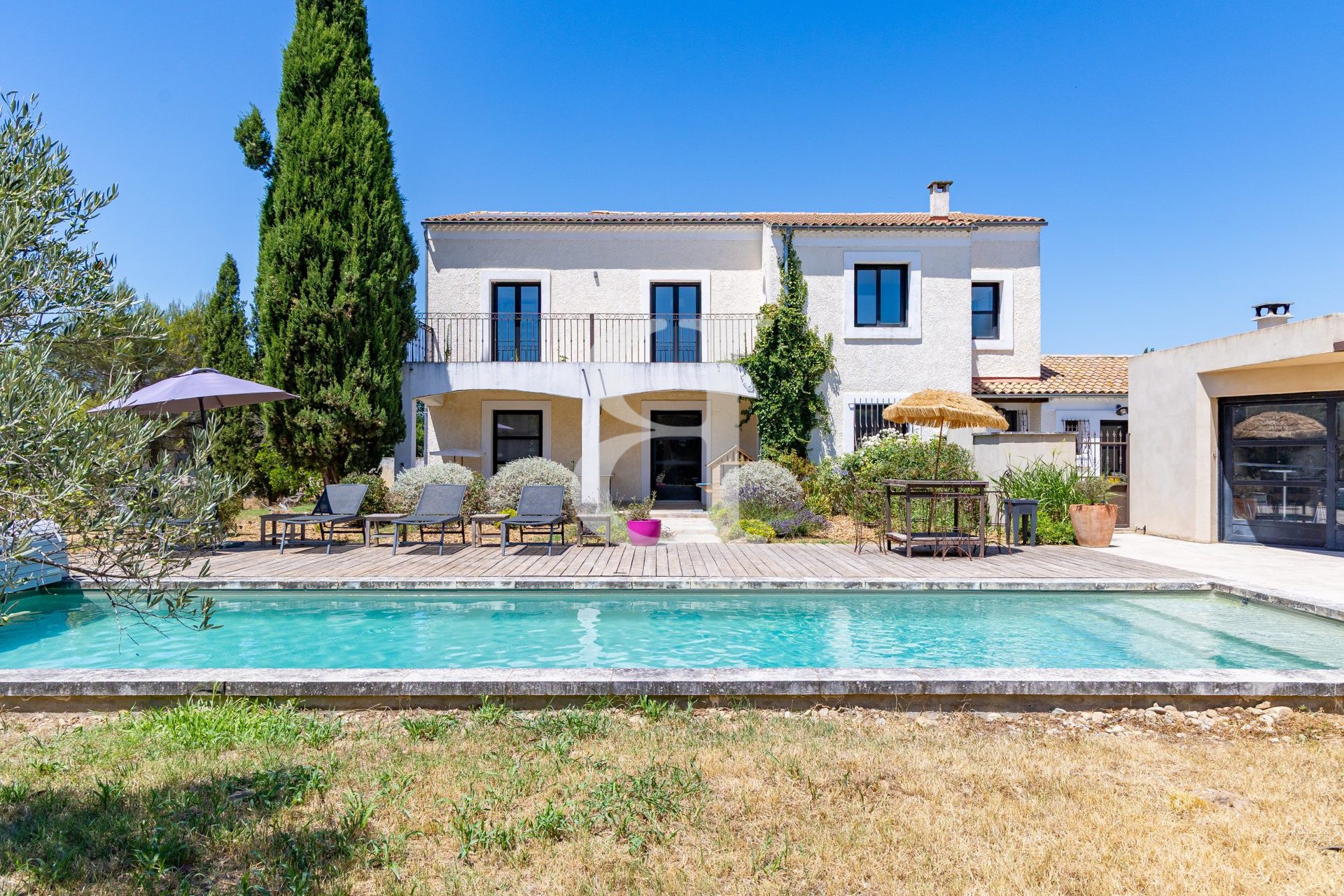 Maison à vendre, 289m², Mollégès