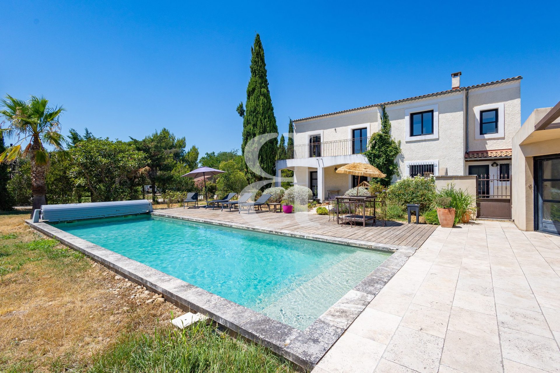 Maison à vendre, 289m², Mollégès
