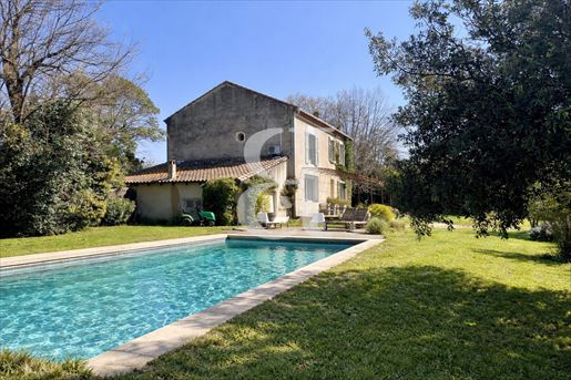 Maison 5 pièces 219 m² · à Châteaurenard · 219 m² · 795 000 €