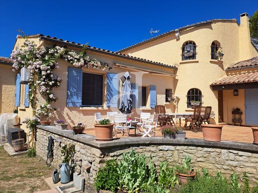 Maison 5 pièces 189 m² · à Valréas · 189 m² · 368 500 €