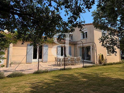 Maison 6 pièces 172 m² · à Grignan · 172 m² · 345 000 €