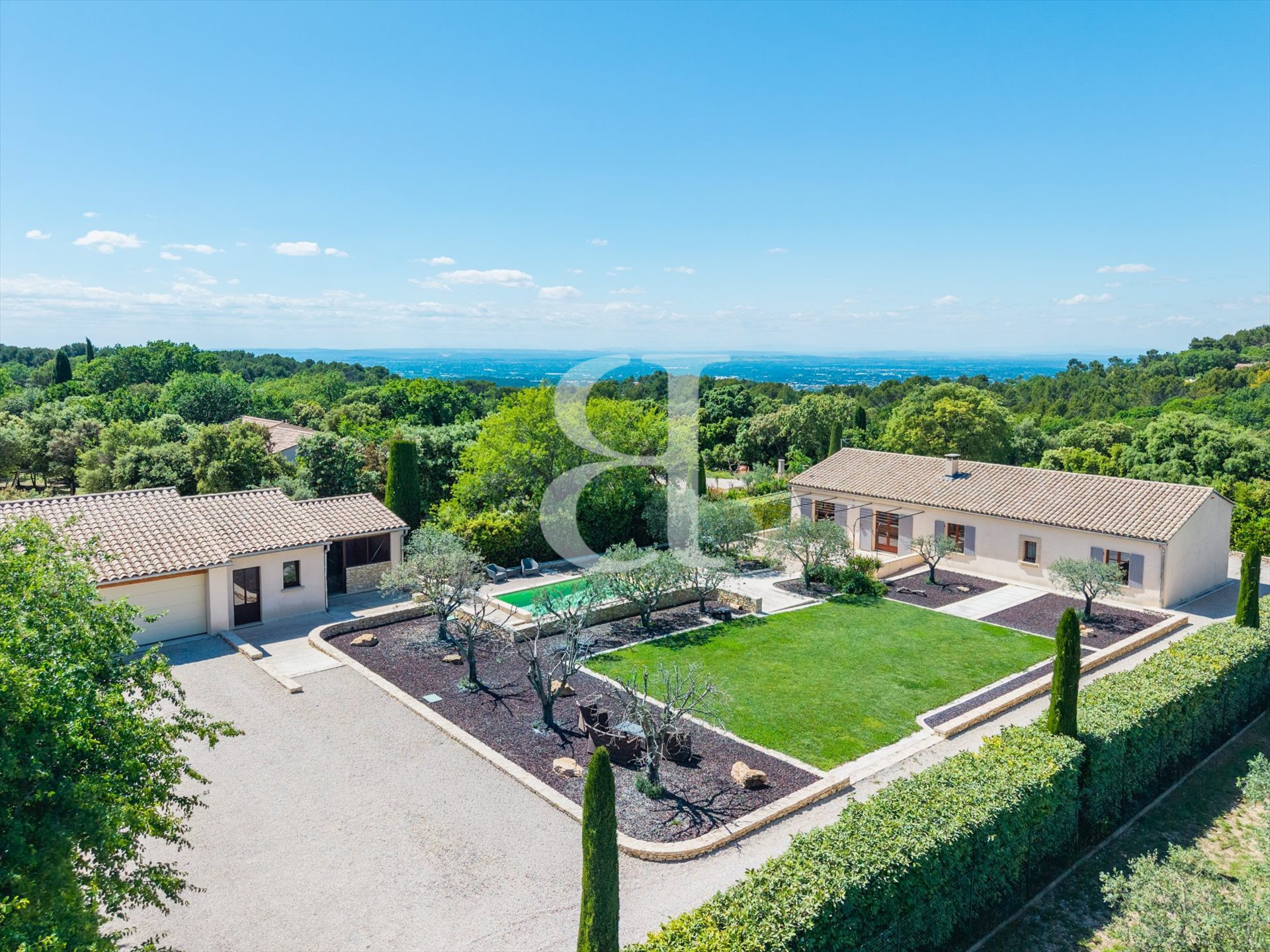 Maison à vendre, 142m², La Roque-sur-Pernes