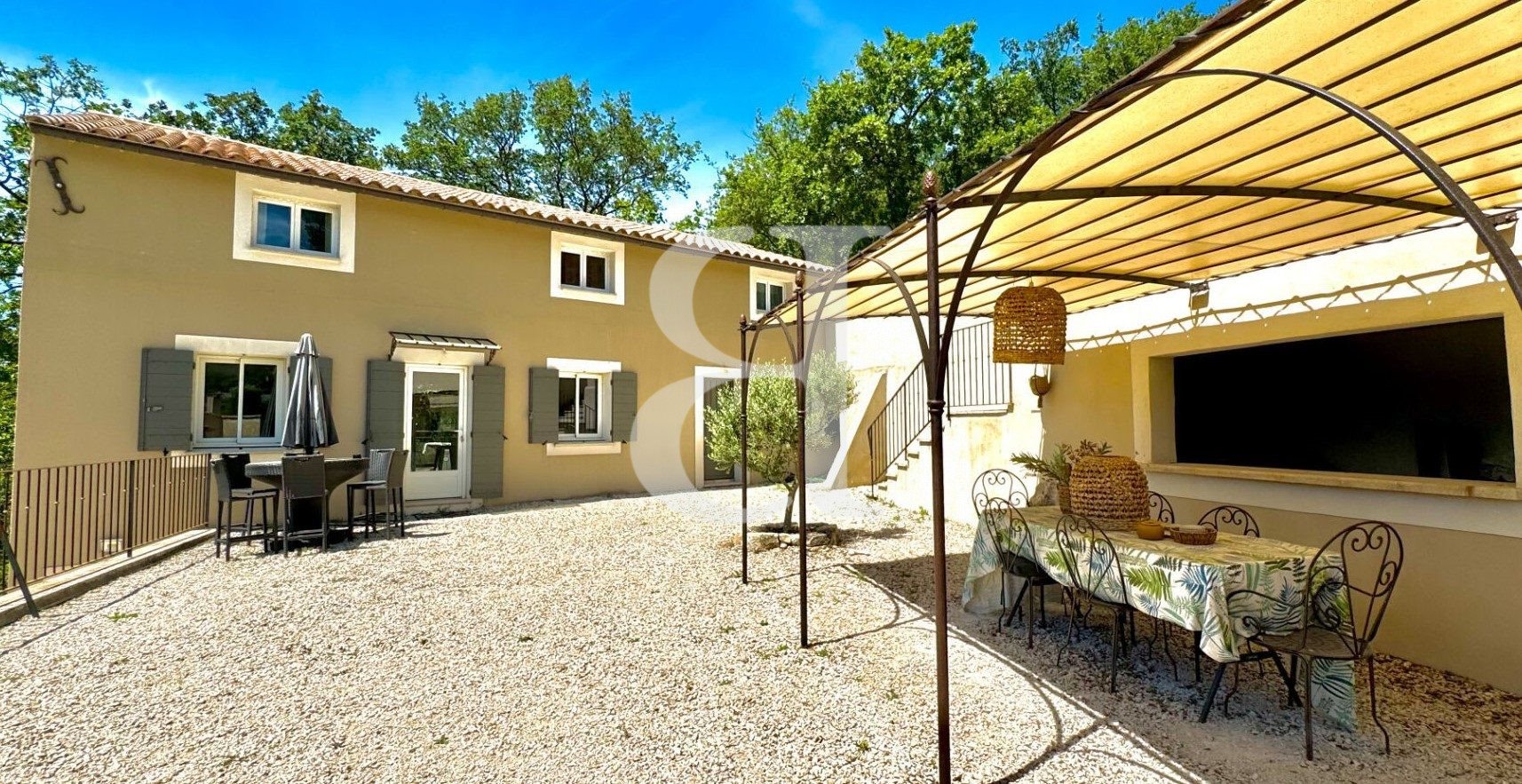 Maison à vendre, 130m², Pernes-les-Fontaines