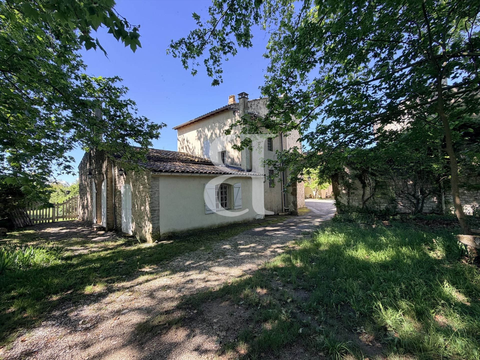 Maison à vendre, 600m², Pernes-les-Fontaines