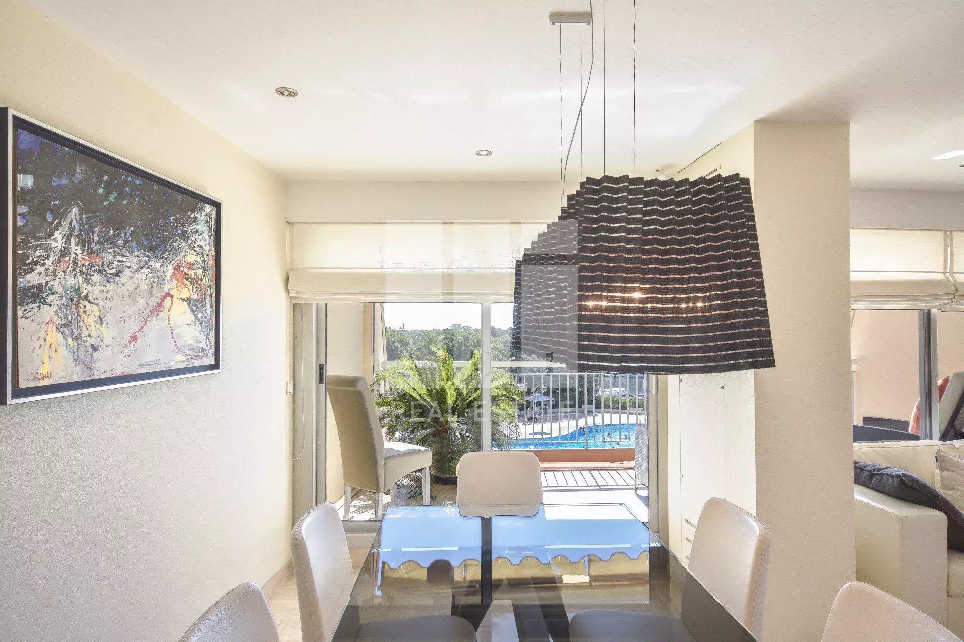 Appartement à vendre, 96m², Mandelieu-la-Napoule