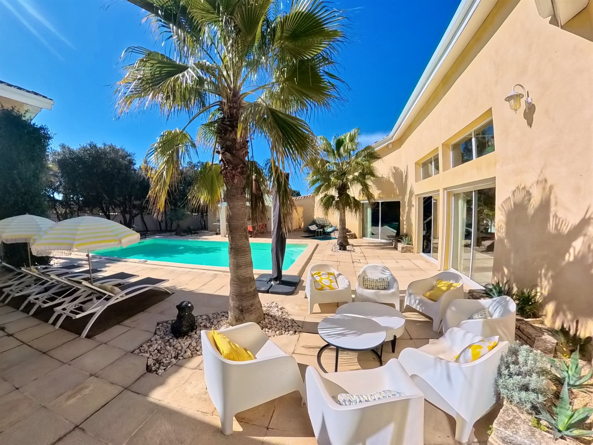 Maison à vendre, 330m², Uzès