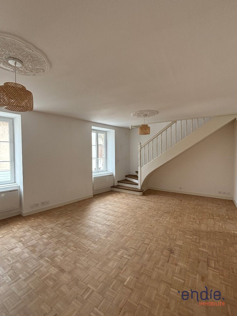 Maison à vendre, 96m², Saint-Laurent-sur-Gorre