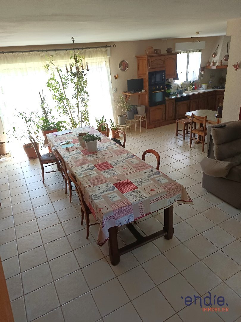 Maison à vendre, 137m², Oradour-sur-Glane