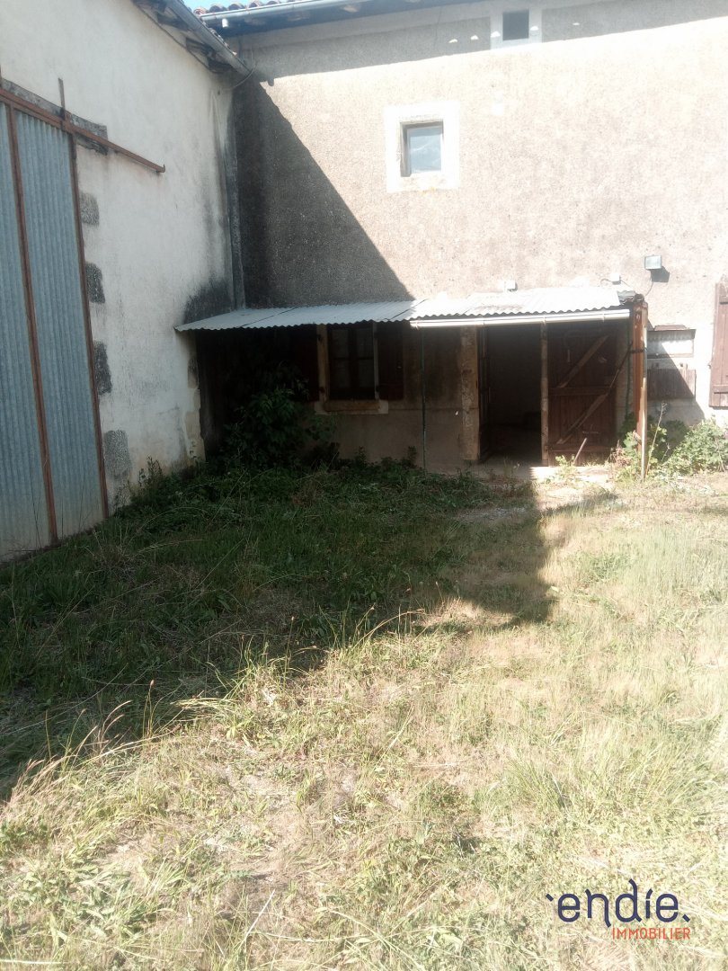 Maison à vendre, 50m², Vitrac-Saint-Vincent