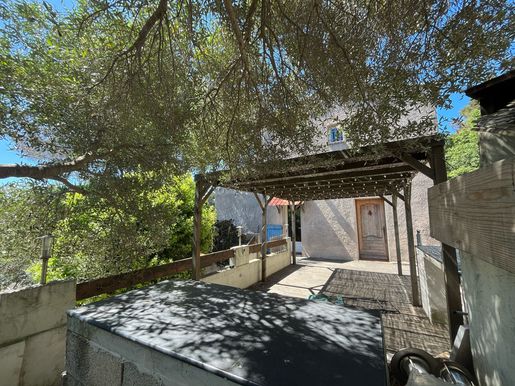 Maison 5 pièces 112 m² · à La Seyne-sur-Mer · 112 m² · 417 000 €