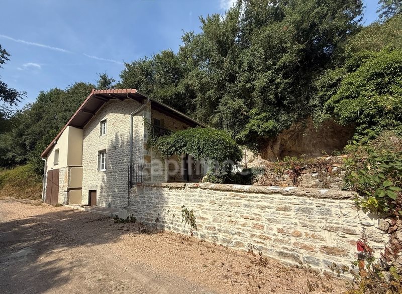Maison à vendre, 79m², Berzé-la-Ville