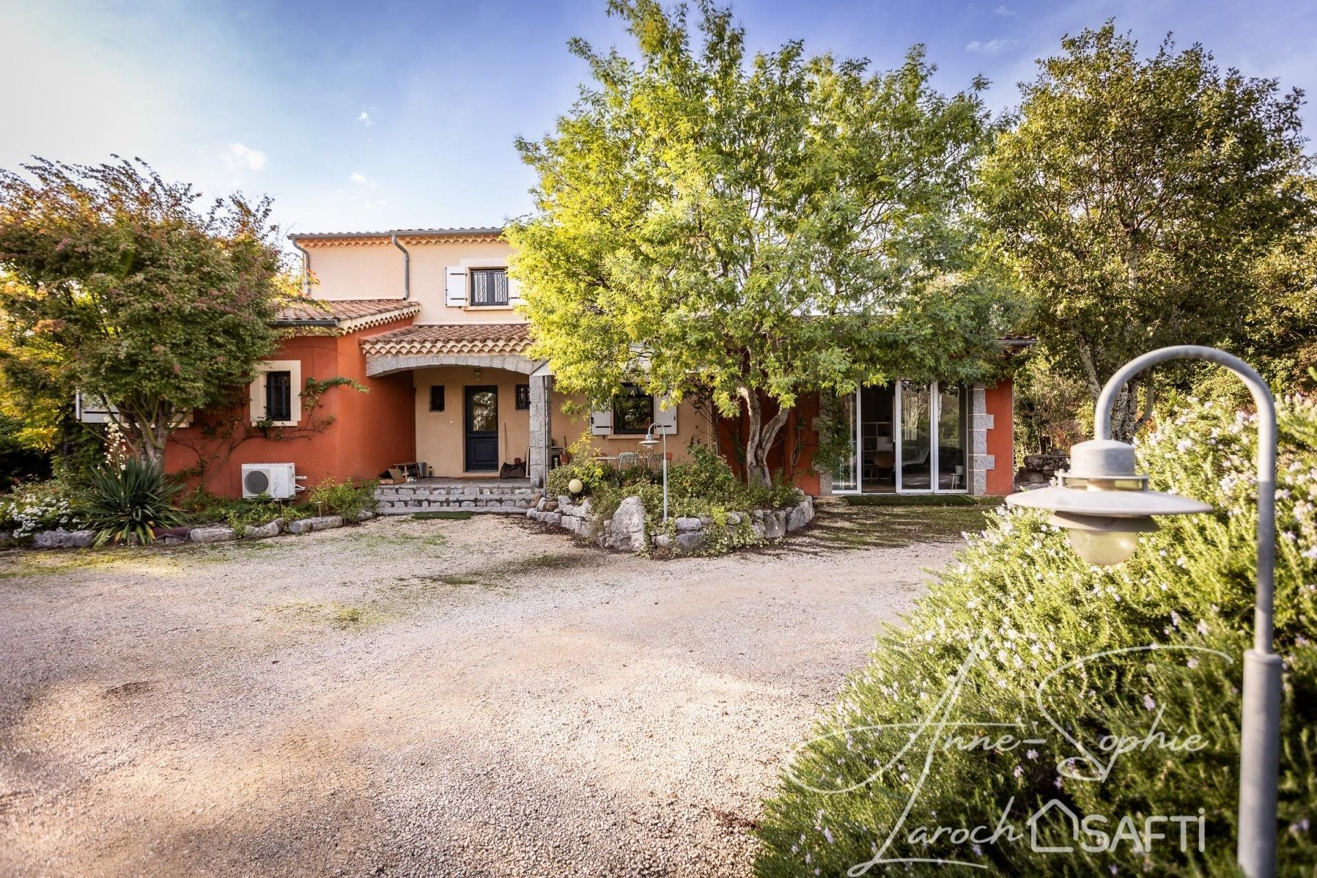 Maison à vendre, 238m², Ruoms