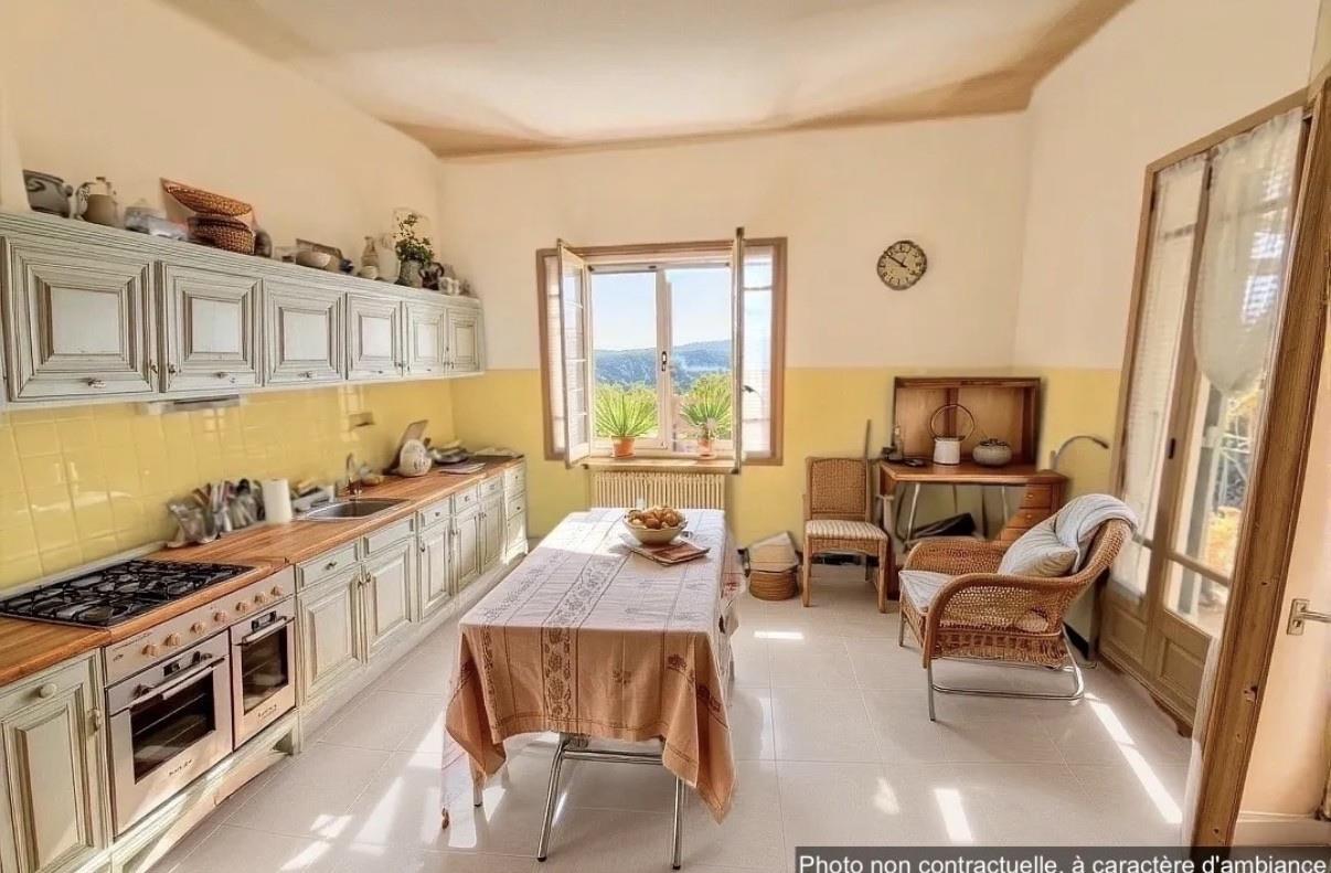 Maison à vendre, 140m², Saint-Saturnin-lès-Apt