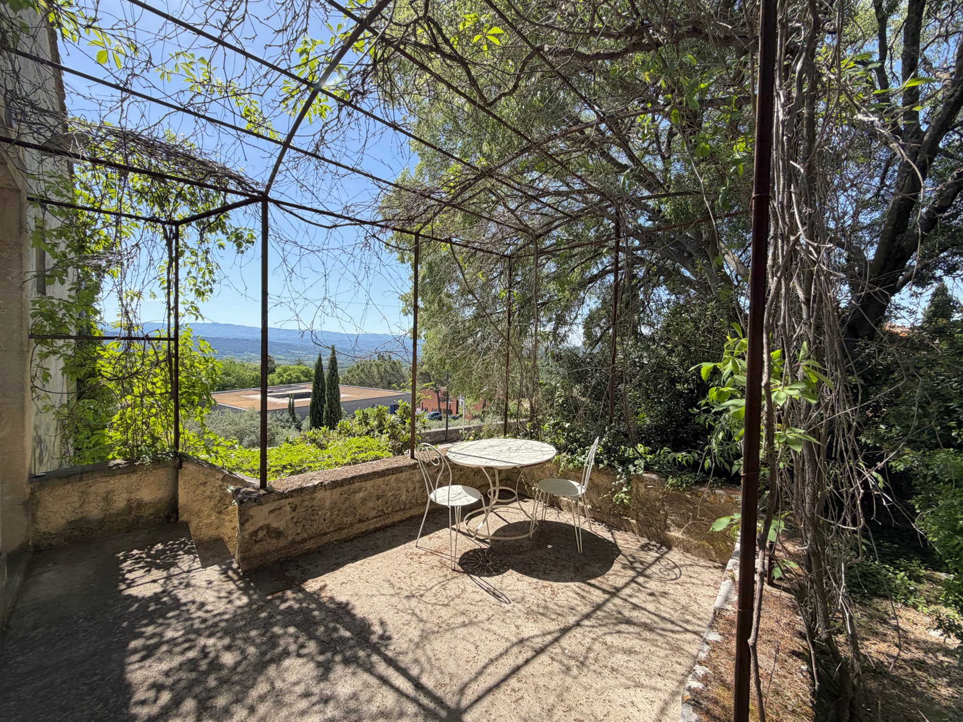 Maison à vendre, 120m², Saint-Saturnin-lès-Apt