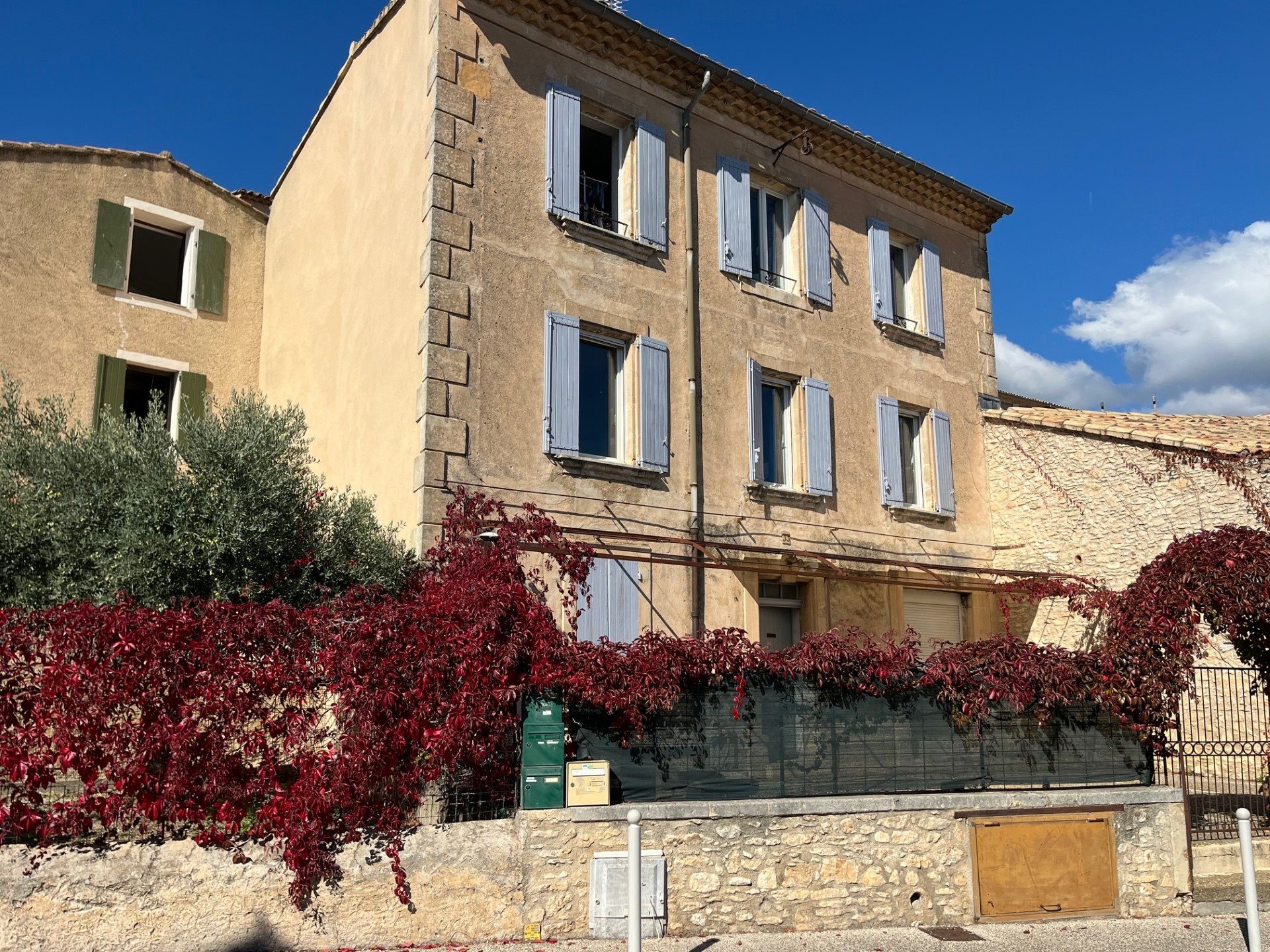 Maison à vendre, 196m², Saint-Saturnin-lès-Apt