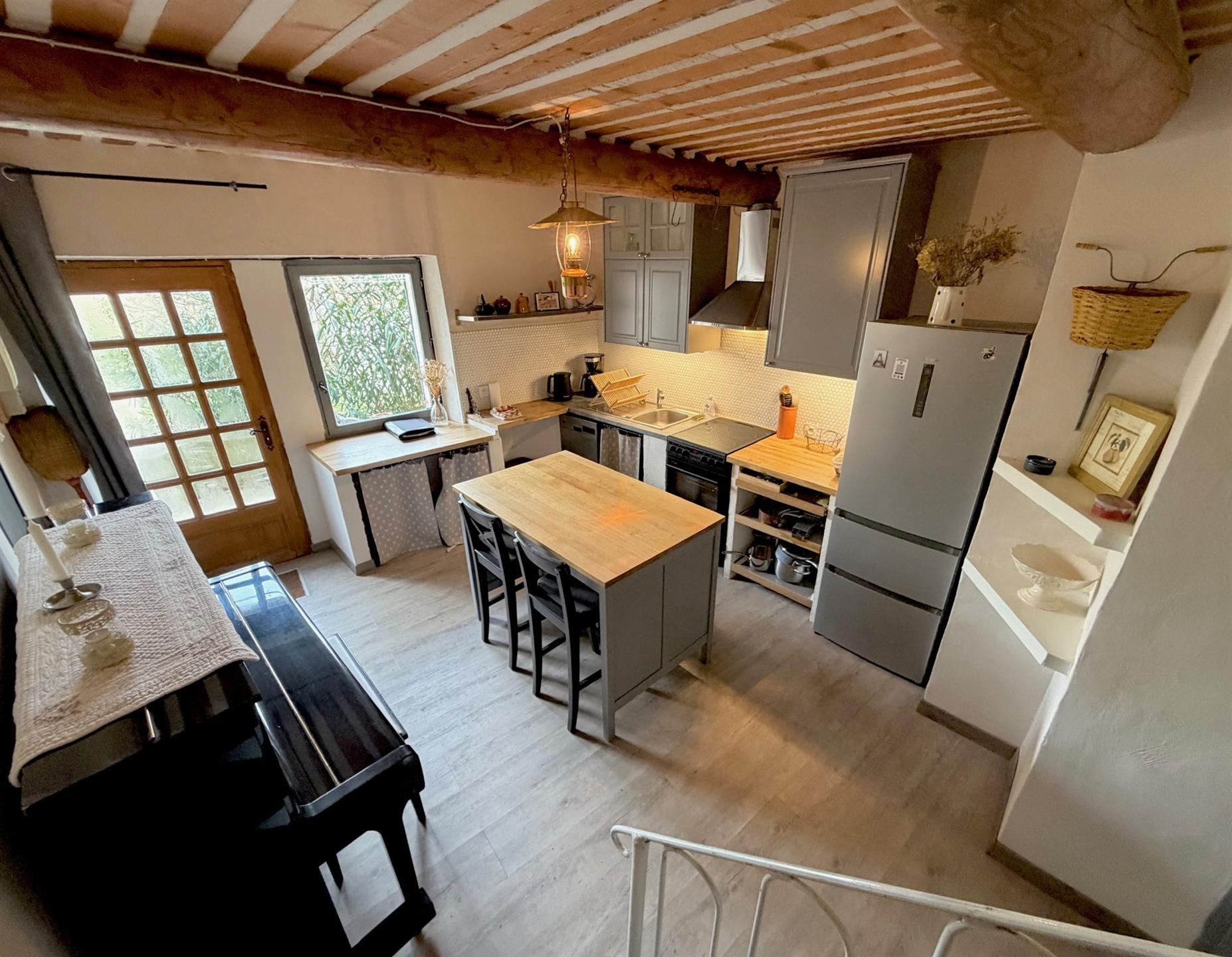 Maison à vendre, 95m², Saint-Martin-de-Castillon